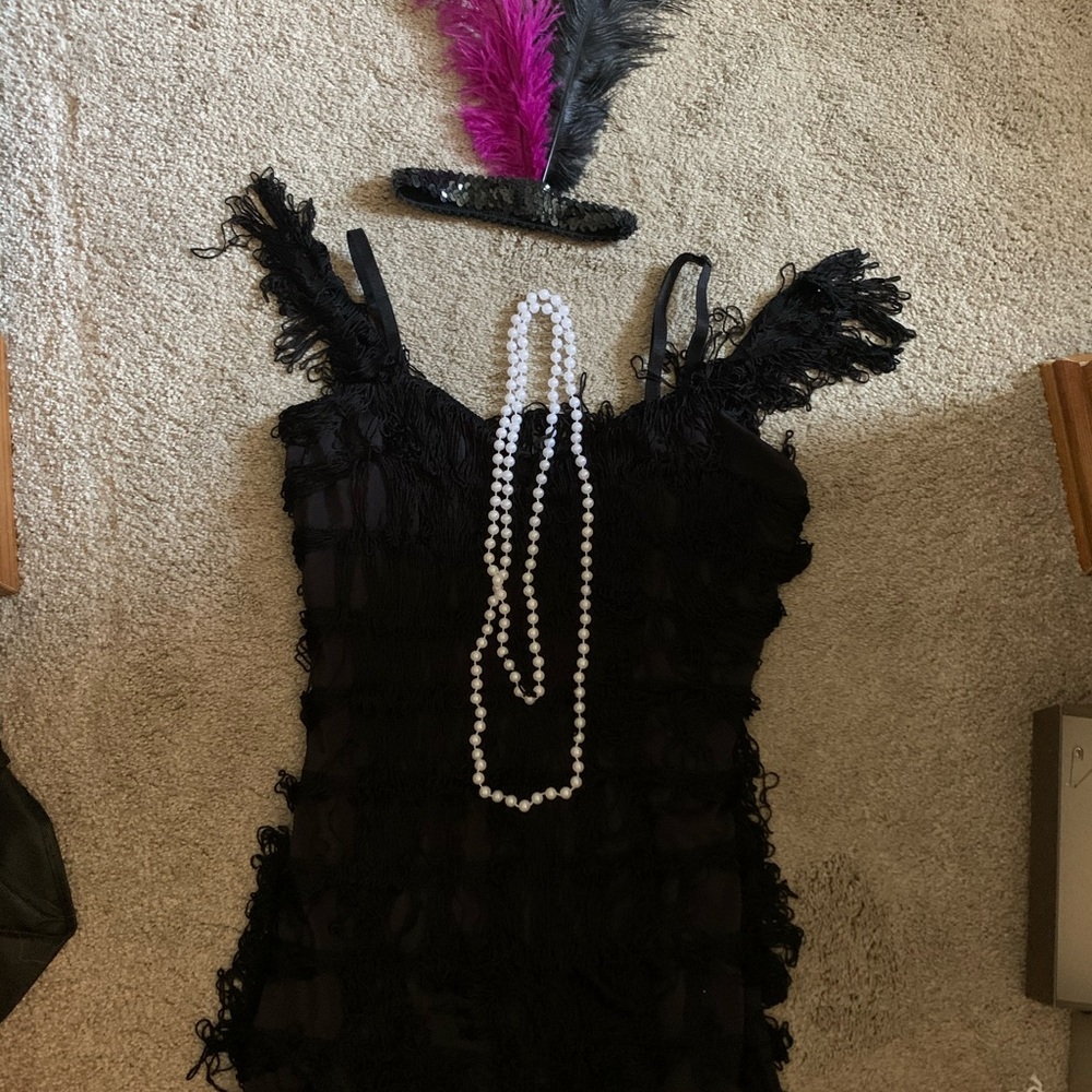 Flapper costume and accessories